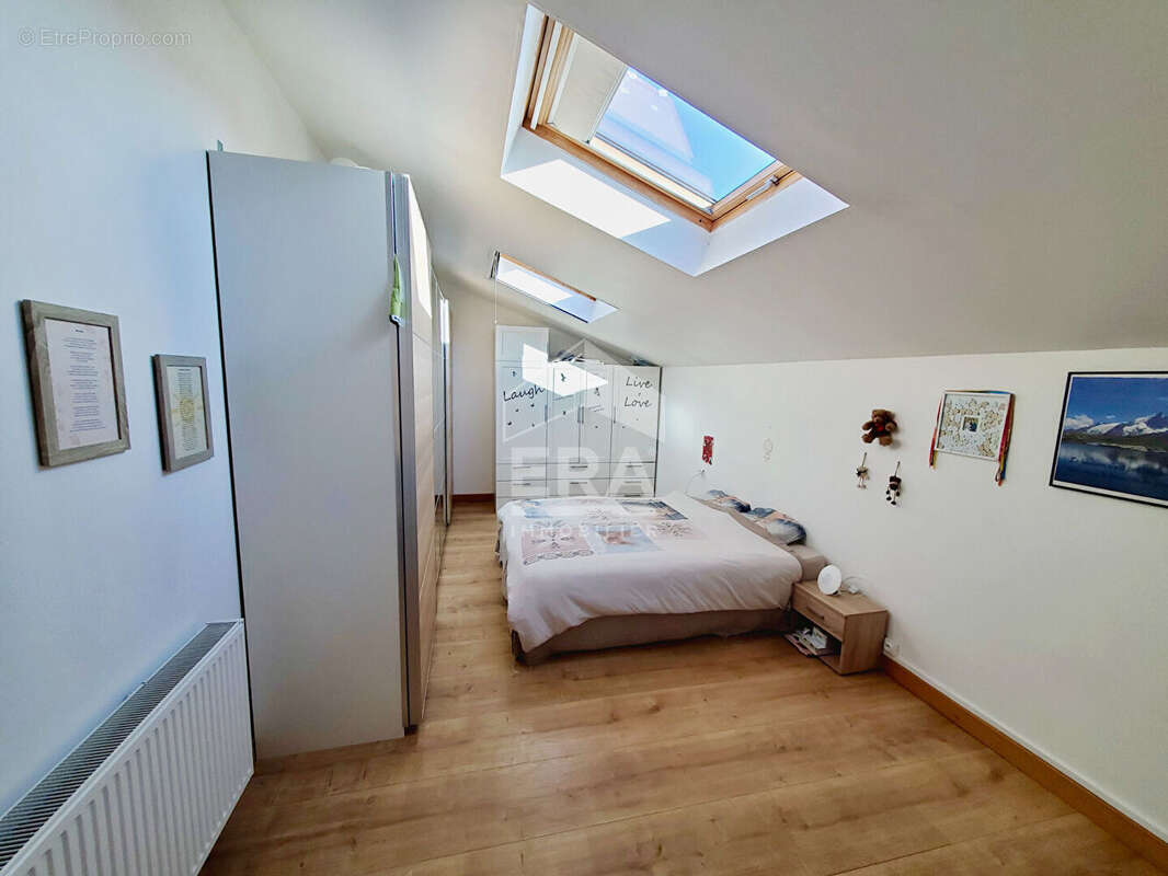 Maison à VILLENAVE-D'ORNON