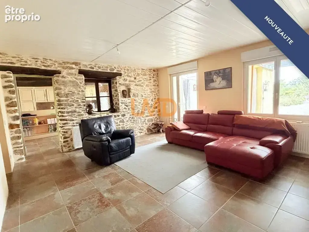 Mas 242 m2 Sur 55 hectares - photo 9