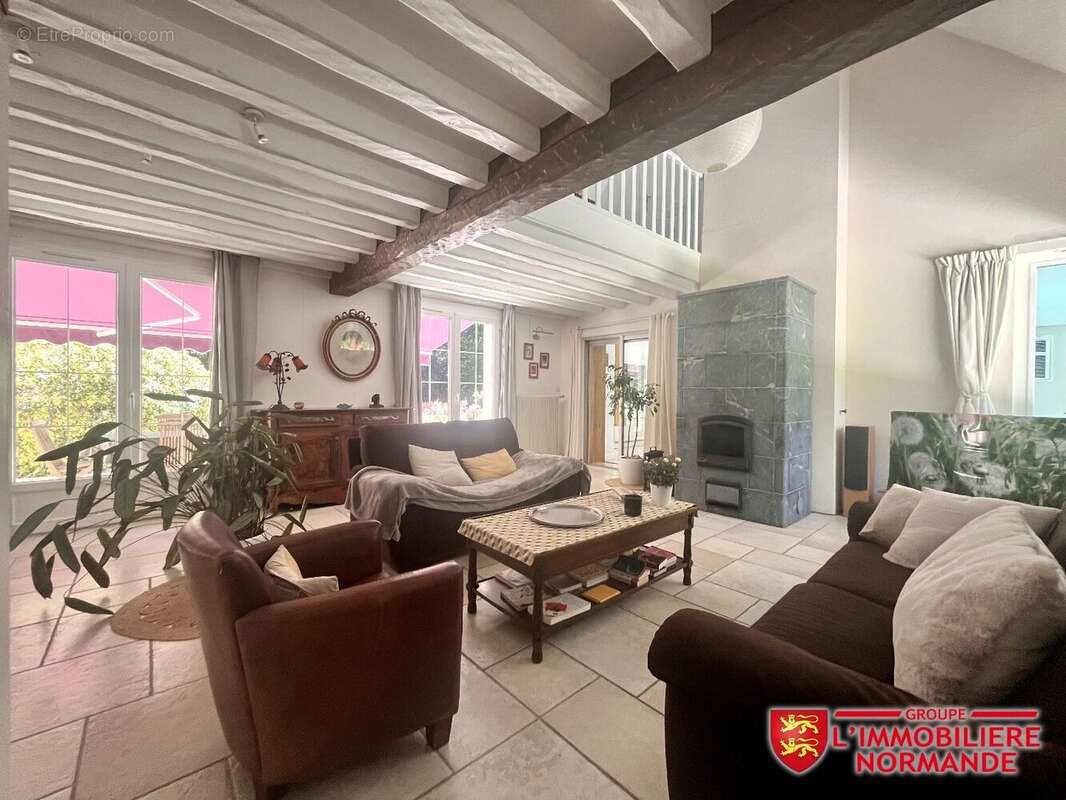 Maison à HOULBEC-COCHEREL