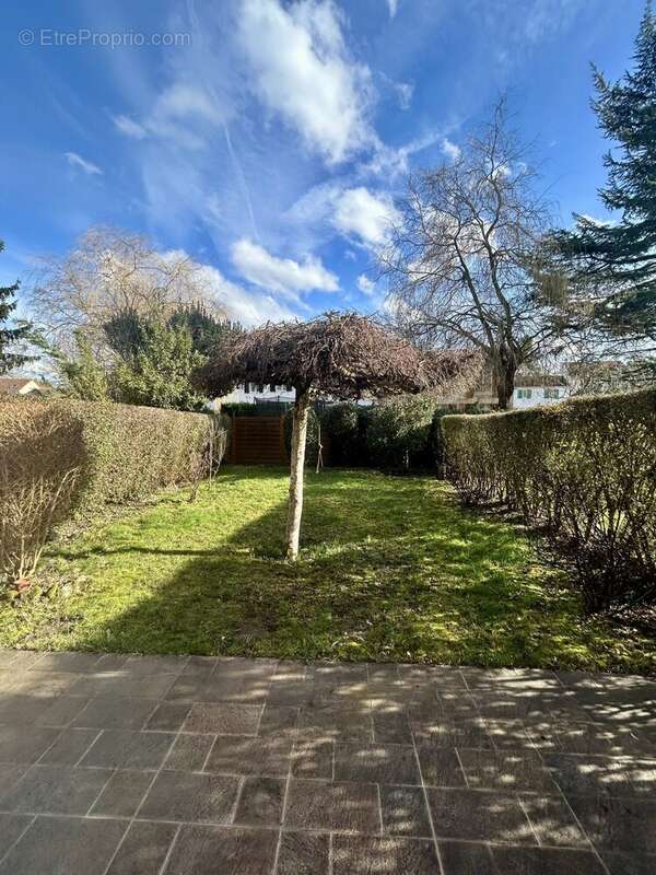 Maison à MONTIGNY-LE-BRETONNEUX