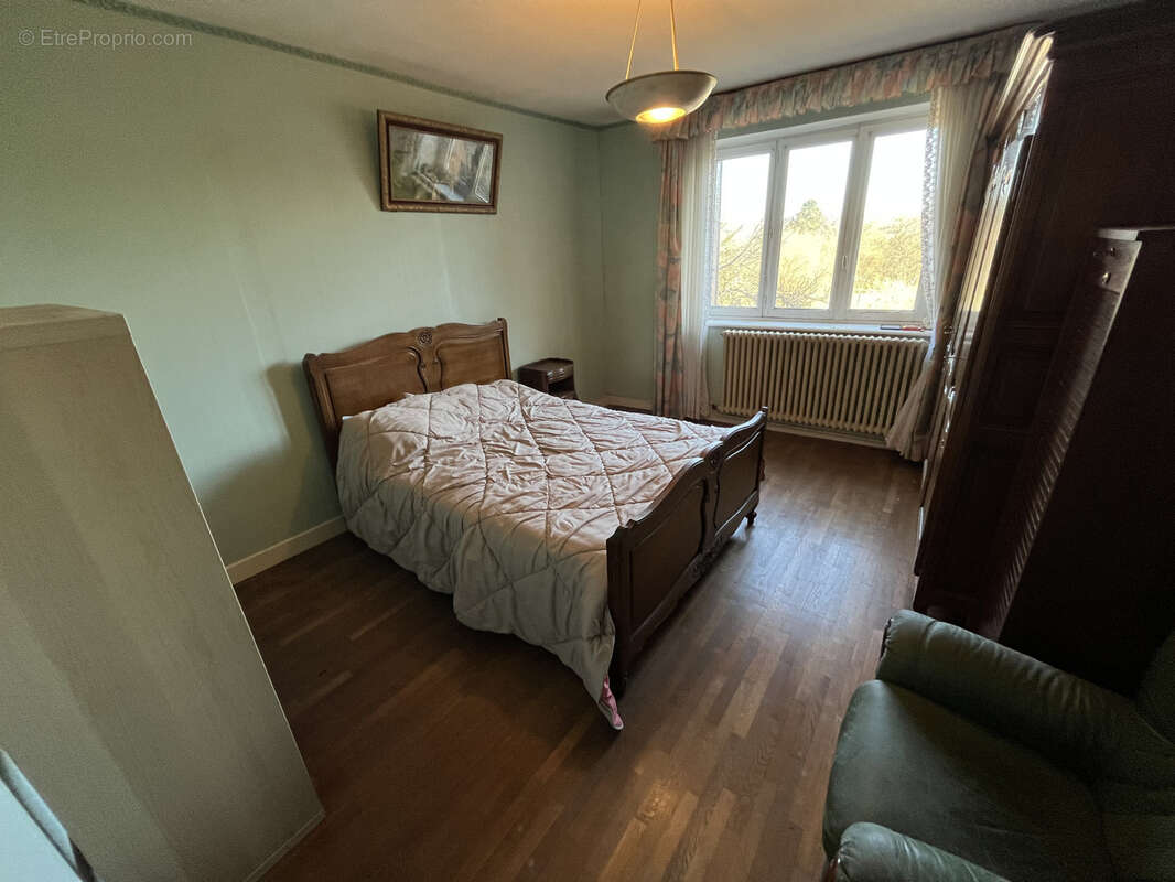 Maison à MERLES-SUR-LOISON