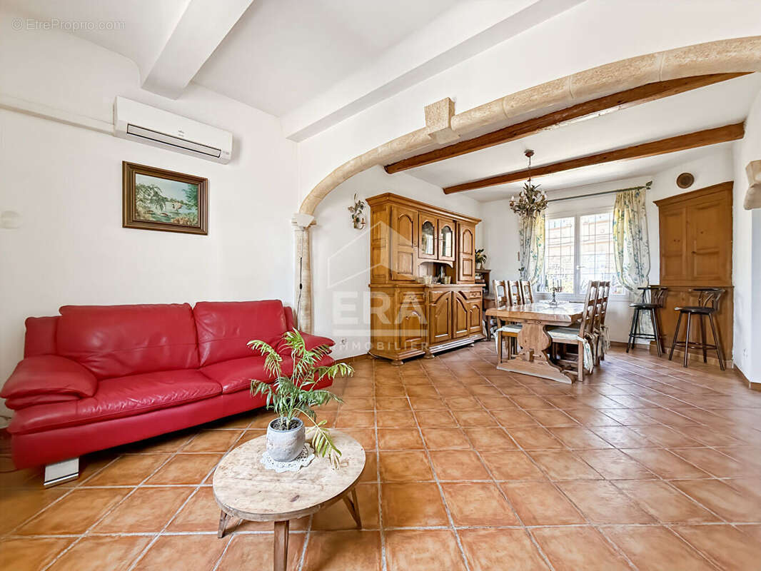Maison à CABRIES