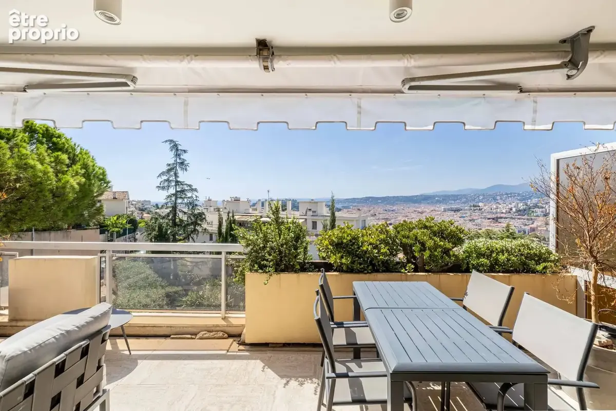Nice Mont Boron – Appartement dernier étage d’angle 61 m² – Vue mer – Terrasses – Piscine - photo 2