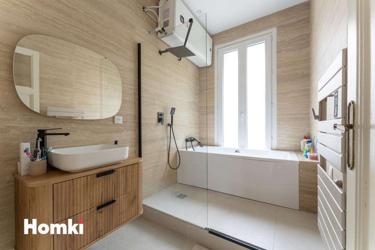 Appartement à MARSEILLE-8E