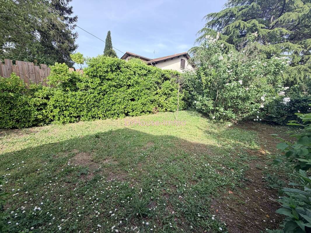 Maison à AMBARES-ET-LAGRAVE