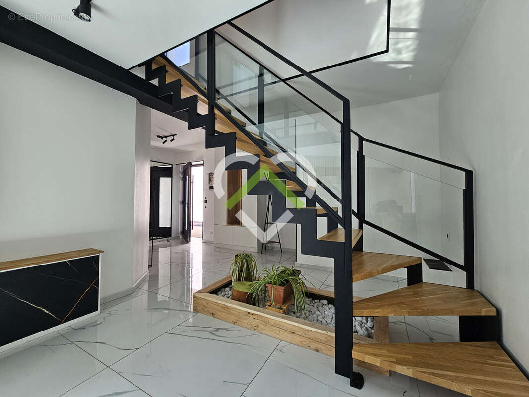 Lille - Maison individuelle - photo 11