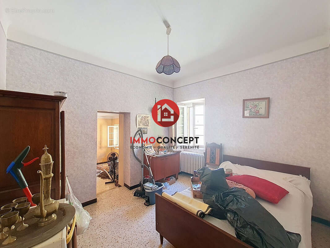 Maison à ROQUEMAURE