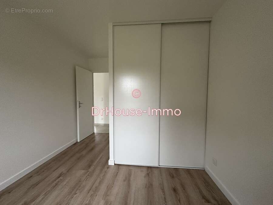 Maison à MESNIL-SAINT-PERE