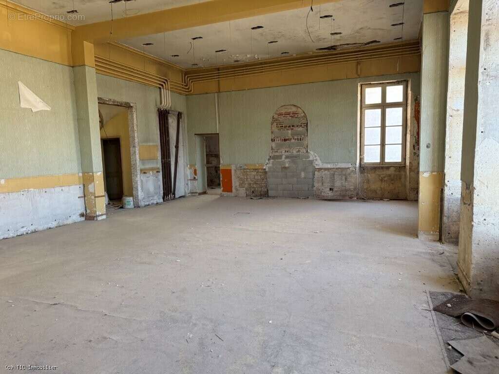Petite Maison de Ville Rénovée Avec Projet de Rénovation Pour L'Ancienne Sous-Préfecture - photo 13