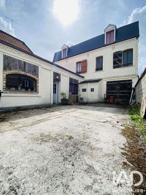 Maison 161 m² à Vouziers  - photo 2