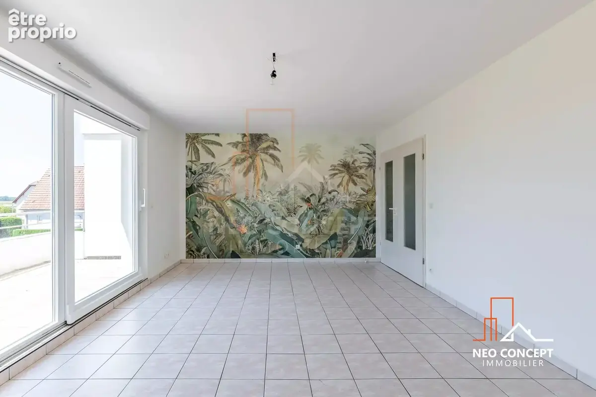 Beau 4 pièces de 81 m2 loi carrez avec terrasse, garage, cave et parking sis Hoerdt. - photo 5