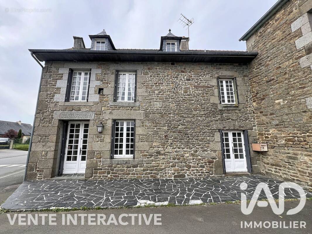 Photo 1 - Maison à BONNEMAIN