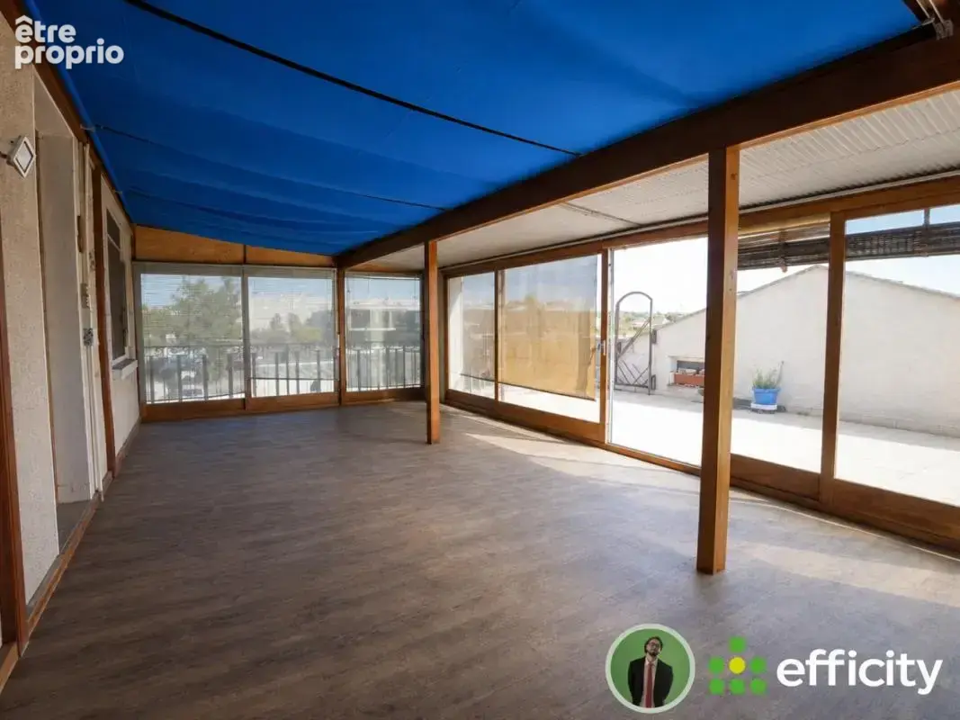 Maison 4 pièces 250 m² à vendre à Decines-Charpieu (69150) - photo 18