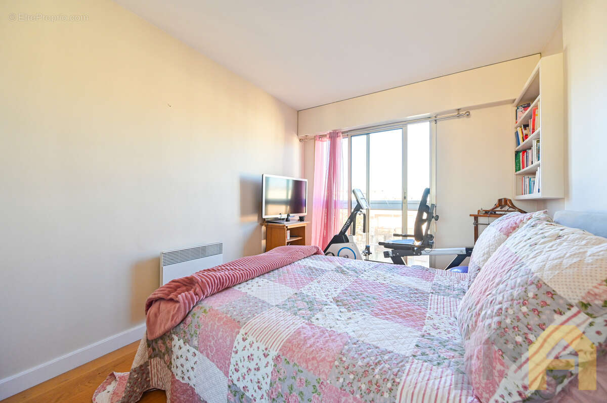 Appartement à LE KREMLIN-BICETRE