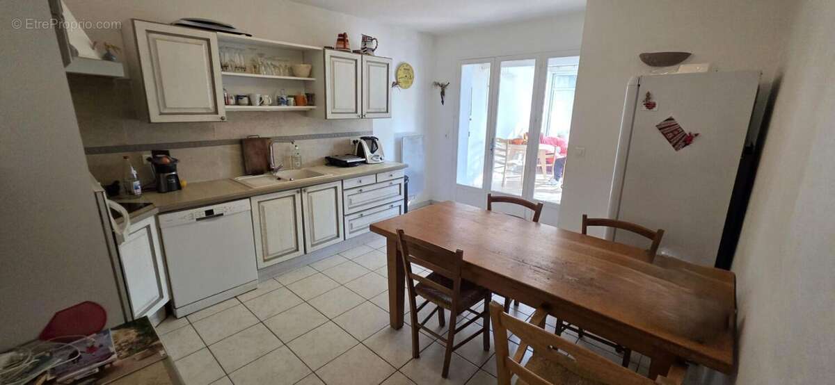 Maison à MONTELIMAR