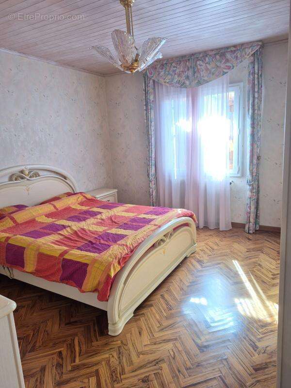Maison à vendre 8 pièces BURDIGNIN (74) - photo 10