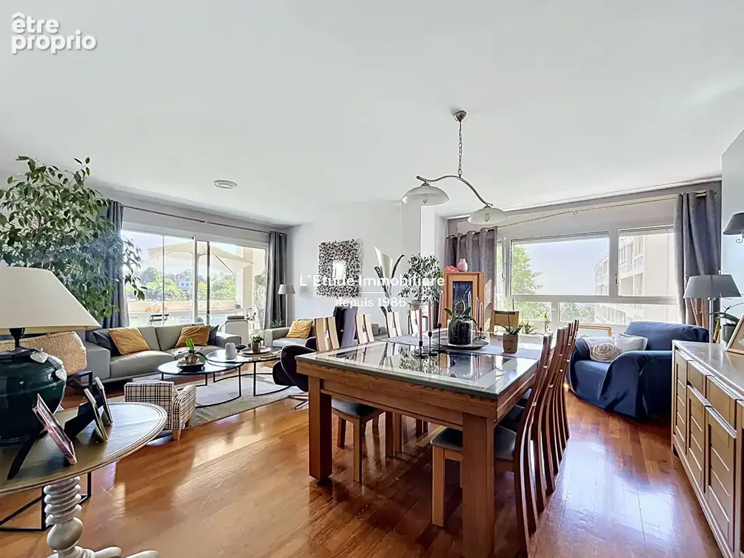 CALUIRE BOUTARY - 138 m2 - 4 chambres - Parc & Tennis - photo 2