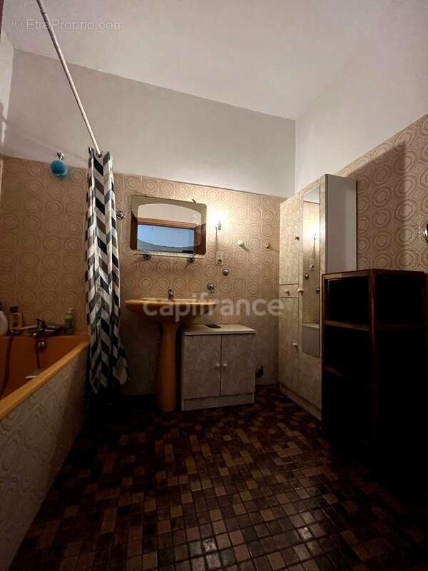 Appartement à FLEURANCE