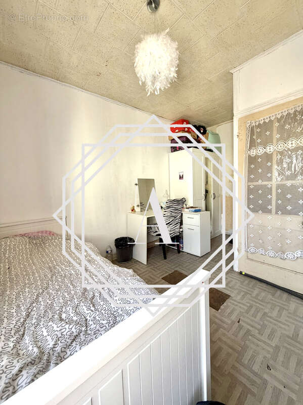 Maison à MERU