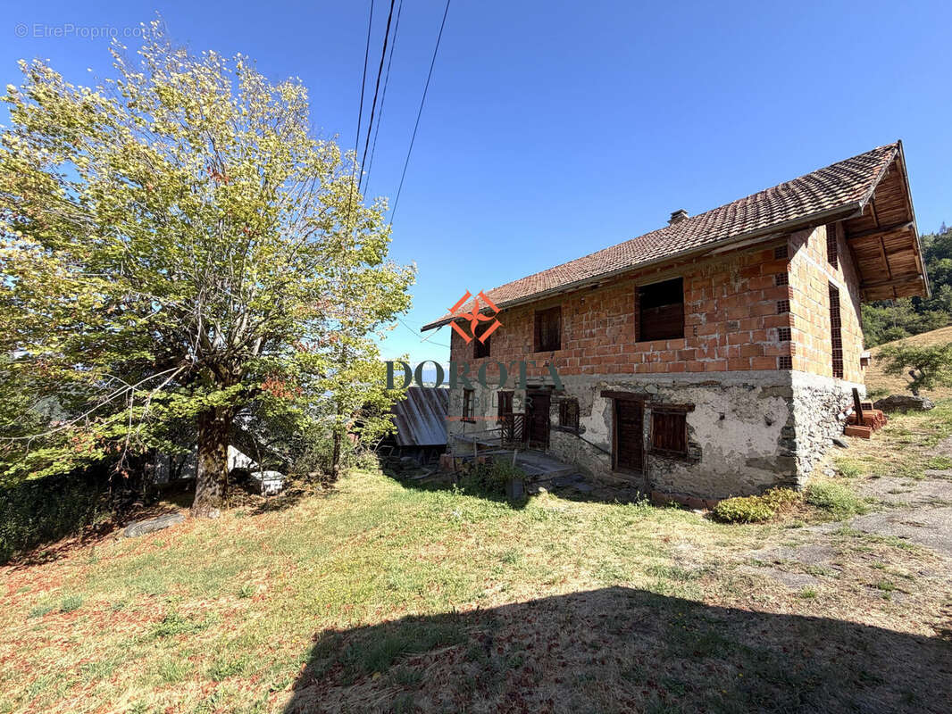 Maison 135 m² à Sainte-Agnes  - photo 7