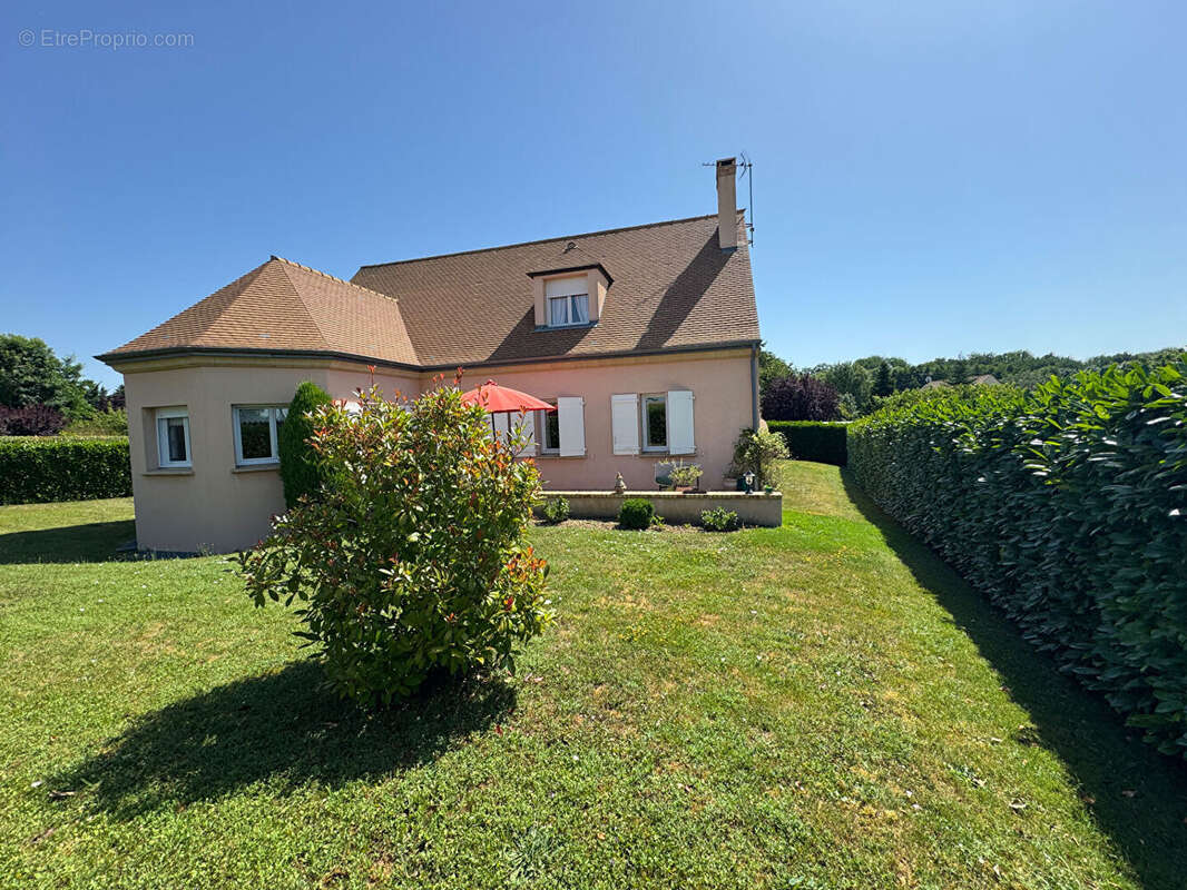 Maison à MONTFORT-L'AMAURY