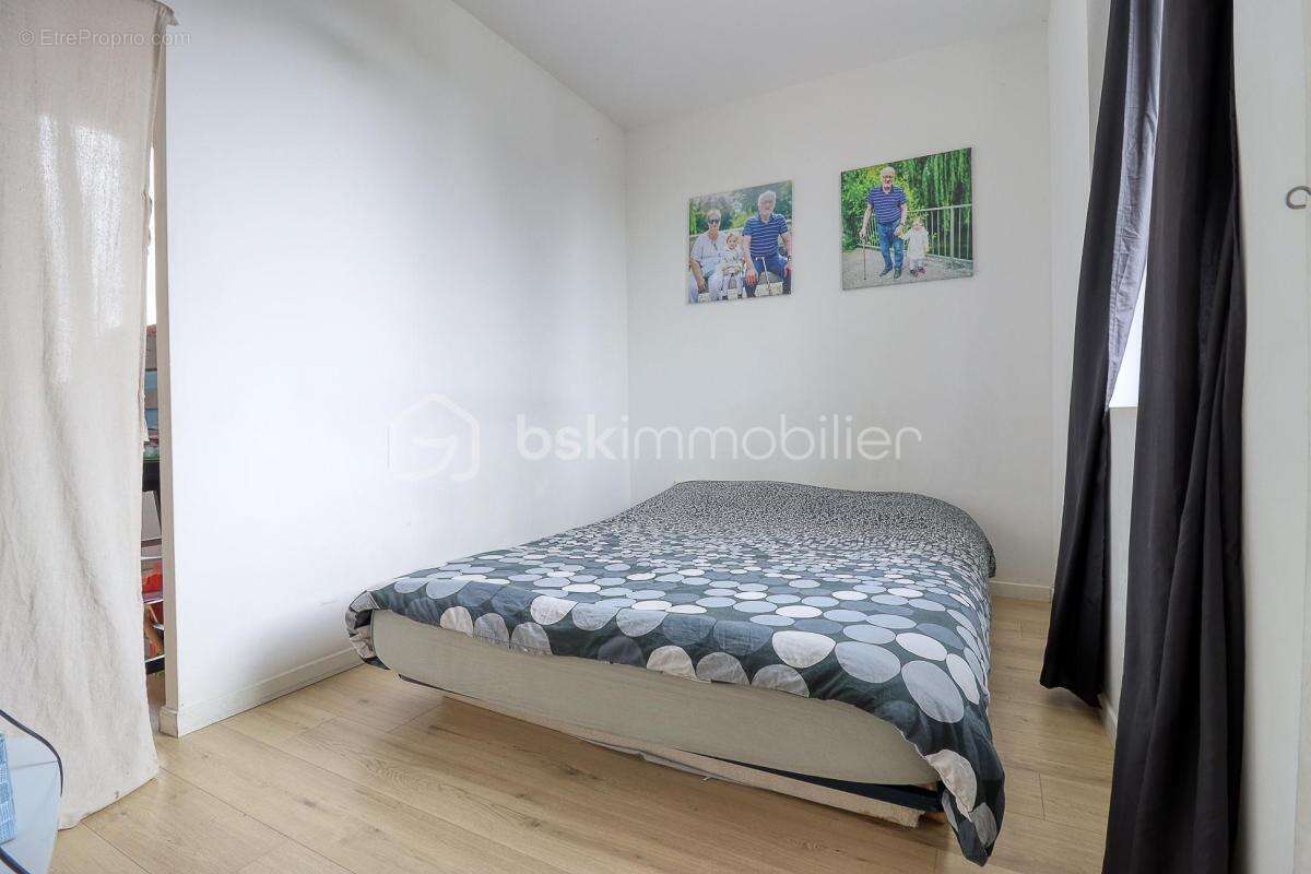 Ensemble Immobilier 178 m²  entiérement rénové : Habitation + Commerce en activité - photo 8