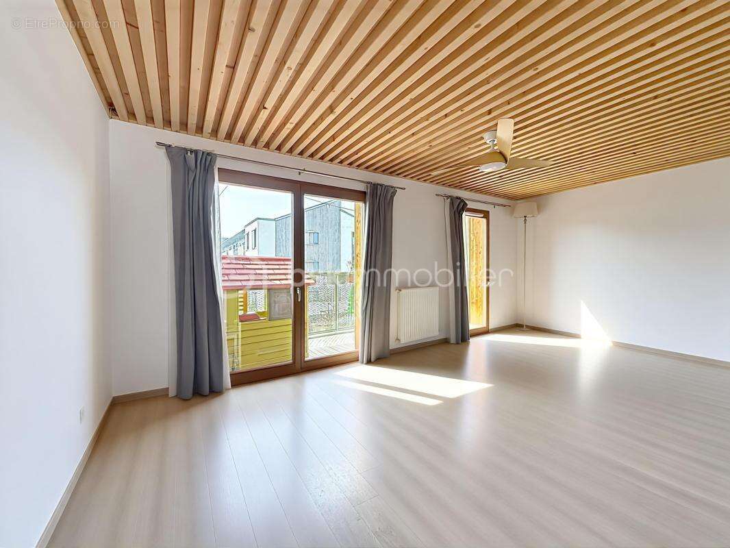 Appartement à MONTEVRAIN