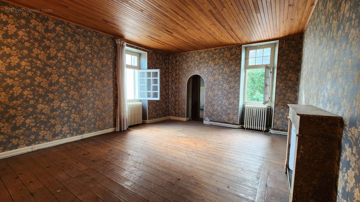 Maison à LUGON-ET-L&#039;ILE-DU-CARNAY