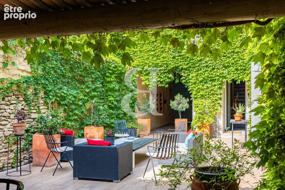 Maison 244 m² à L'isle-Sur-La-Sorgue  - photo 3