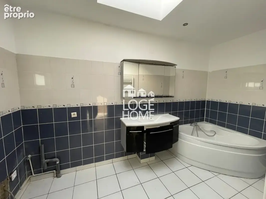 Maison 108 m² à Roubaix  - photo 6
