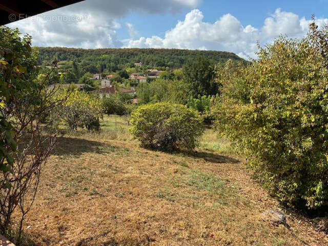 Maison à BAGAT-EN-QUERCY