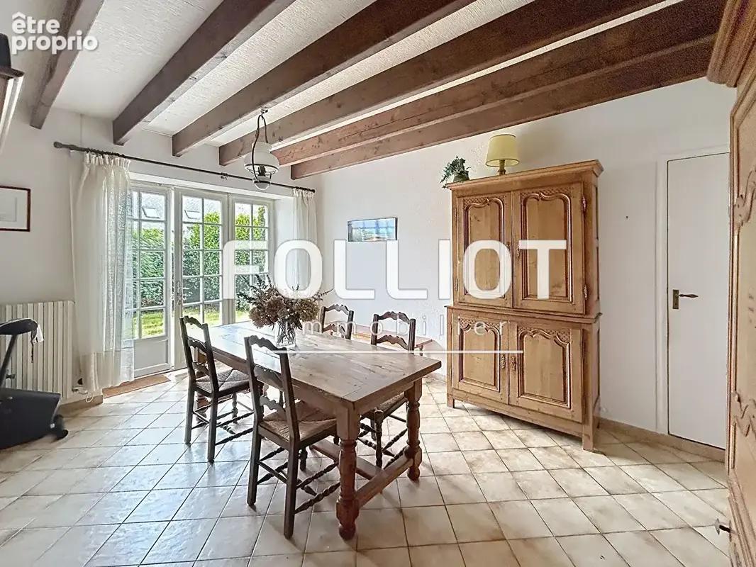 Vente maison de maitre sur terrain de 4521m² - photo 4