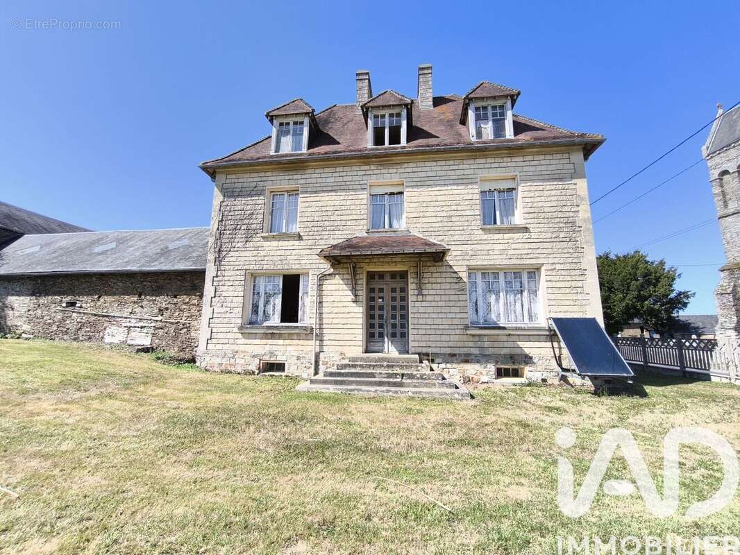 Maison 207 m² à Sallen  - photo 2