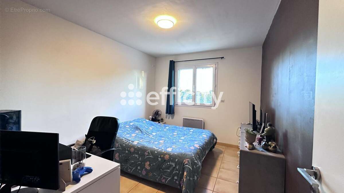 Maison à SAINT-PAUL-TROIS-CHATEAUX