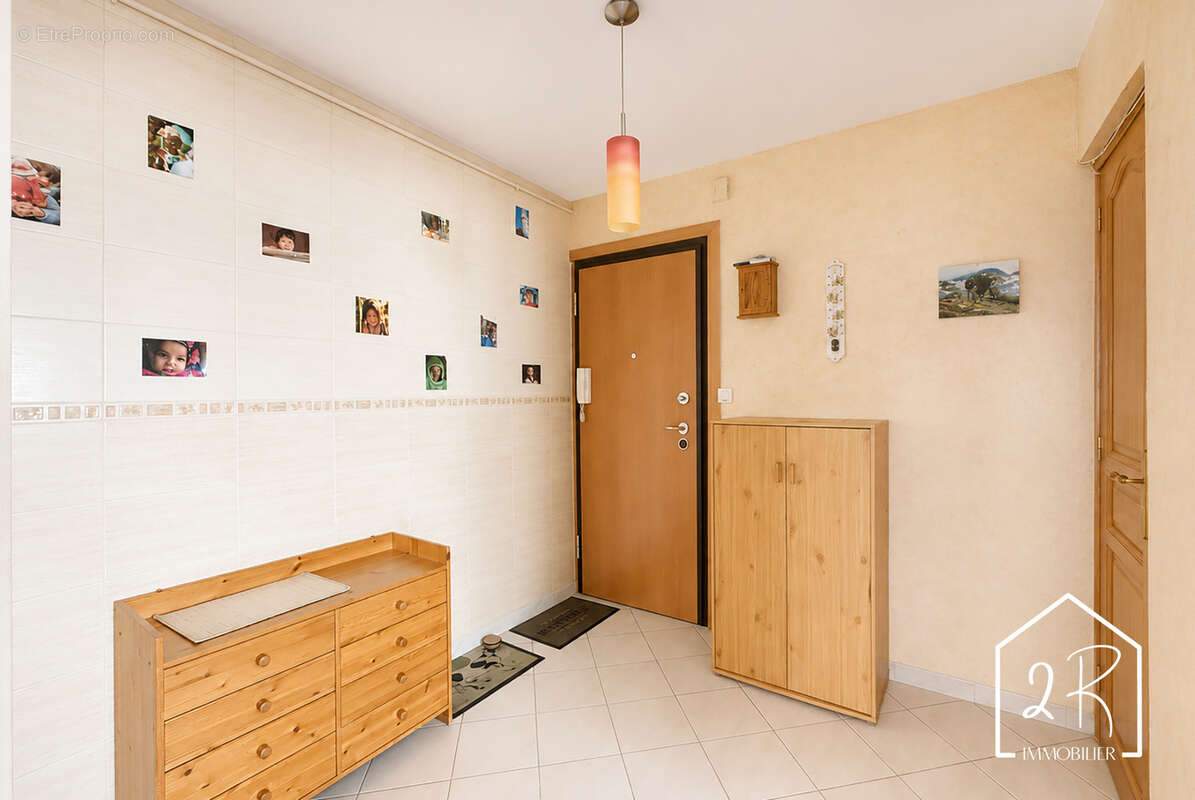 Appartement 5 pièces 101,5 m2 habitables avec loggia et cave - photo 10
