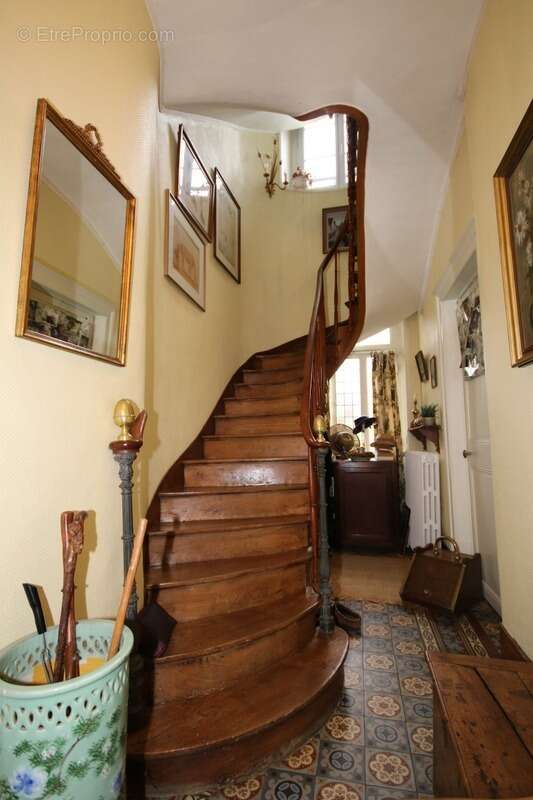 Maison à OISEMONT