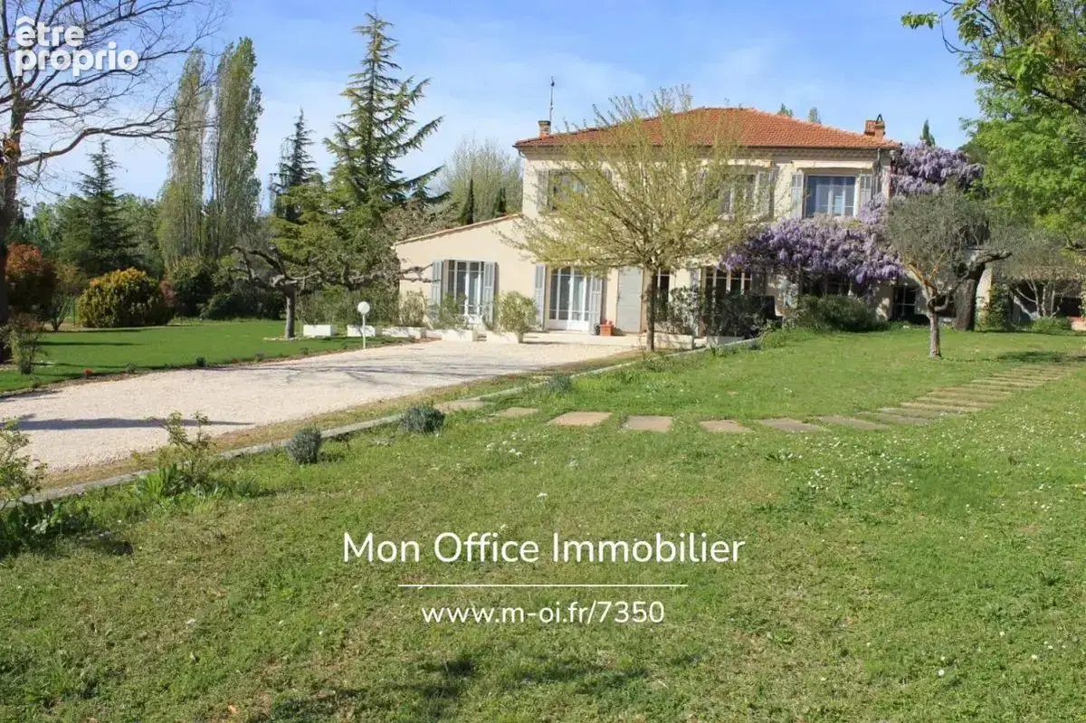 Référence : 7350-NGU - Maison 8 pièces - 7 chambres dont 3 suites - 280m2 sur 3500m2 - 8min du centre ville d'Aix en Pce - photo 4