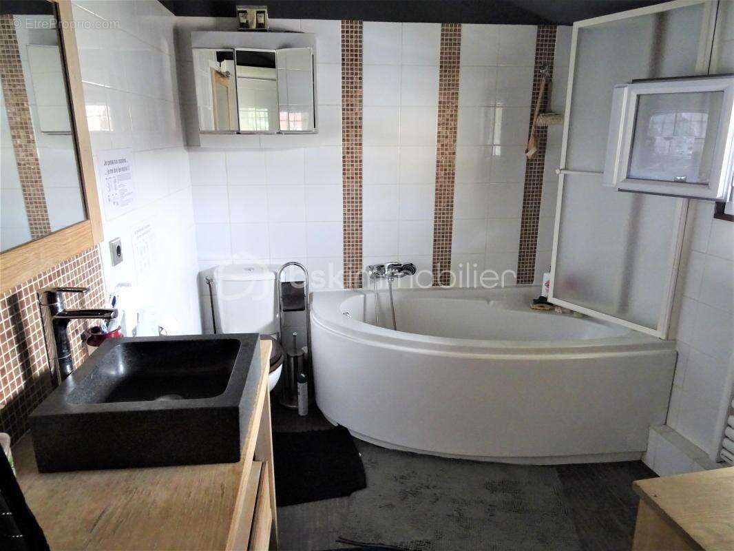 Appartement à EPINAY-SUR-ORGE