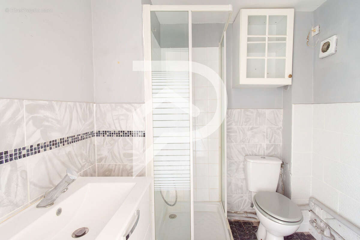 Appartement à MARSEILLE-5E