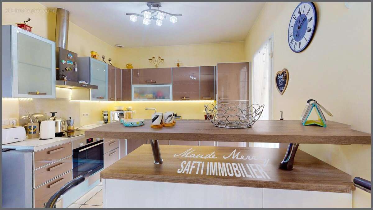 Photo 8 - Maison à LE CANNET-DES-MAURES