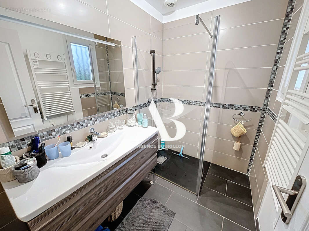 Maison à LA CHAPELLE-RABLAIS