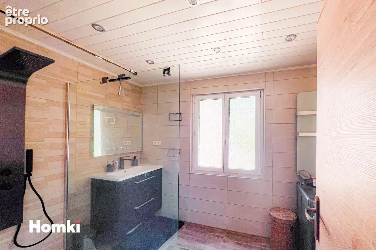 Maison/Villa T3 de 70 m² à Sauveterre-la-Lémance 47500 - photo 10