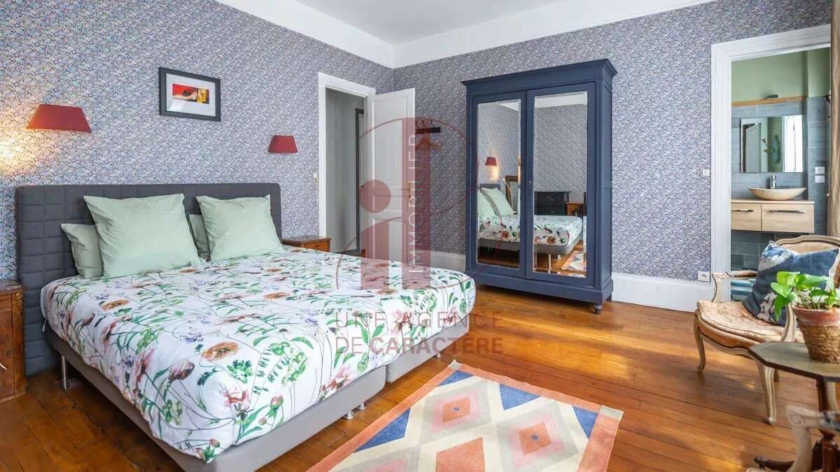 Maison à FONTAINEBLEAU