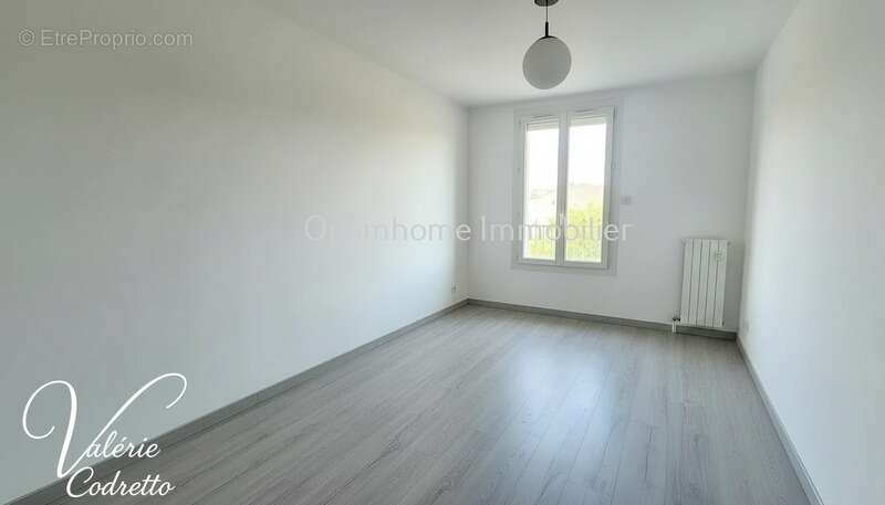 Appartement à HYERES
