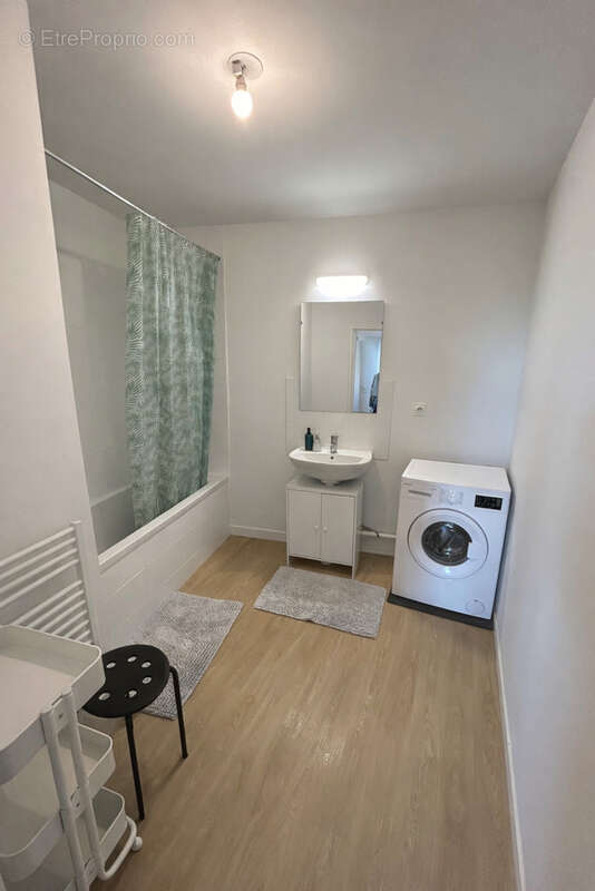 Appartement à CHAVAGNE