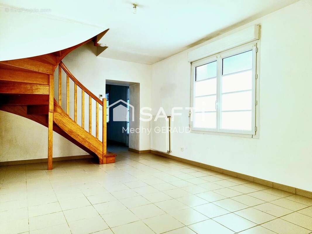 Photo 3 - Maison à NESMY