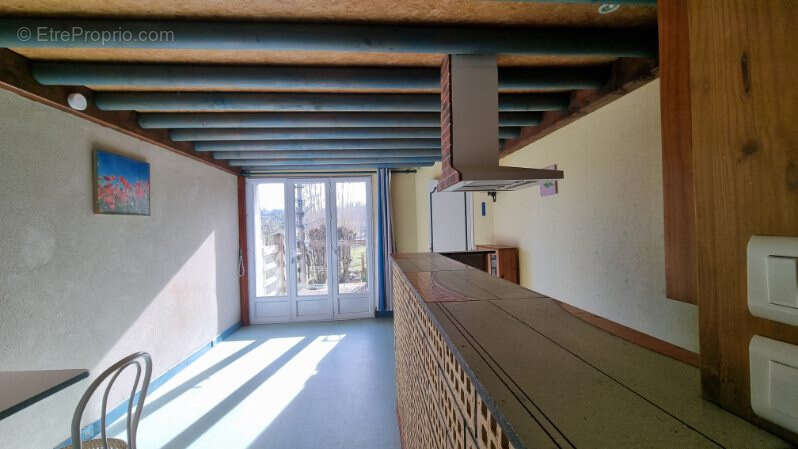 Maison à SAINT-BONNET-DES-QUARTS