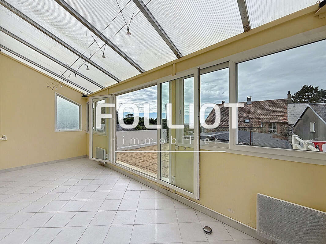 Appartement à SAINT-PAIR-SUR-MER