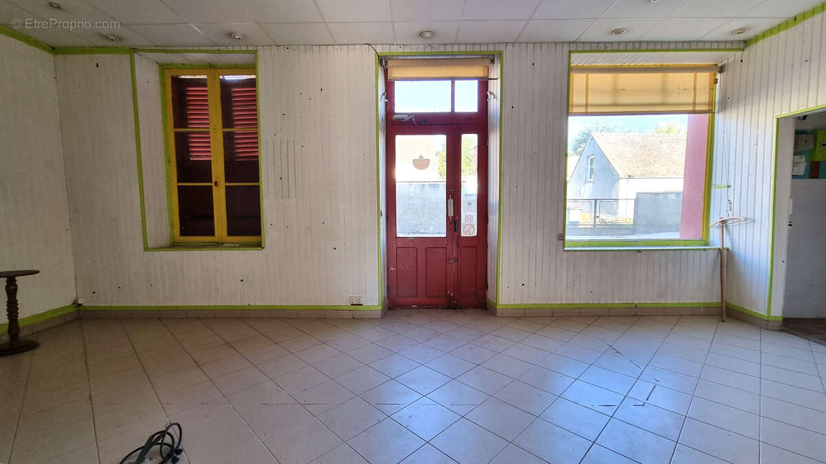 Maison à CHATENAY-SUR-SEINE