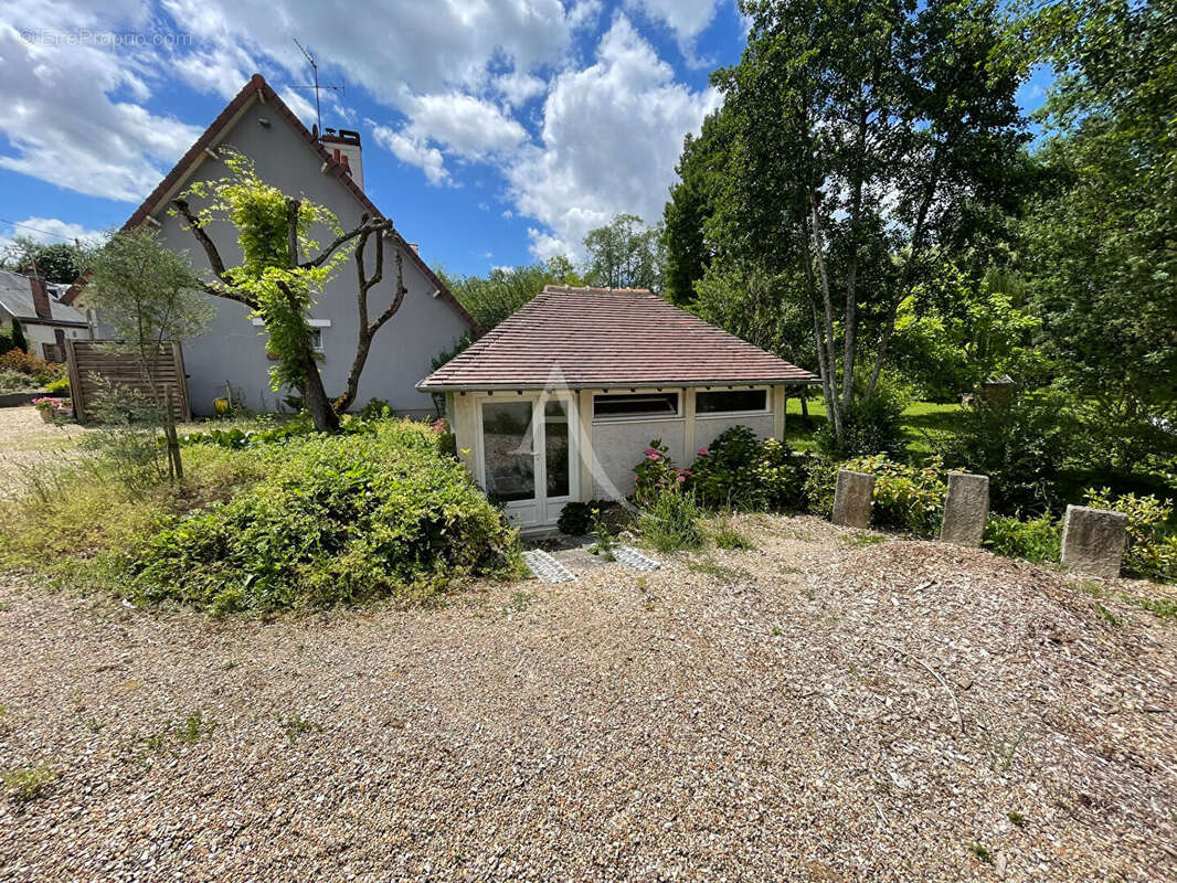 Maison  7 pièce(s) dans un cadre idyllique - photo 2